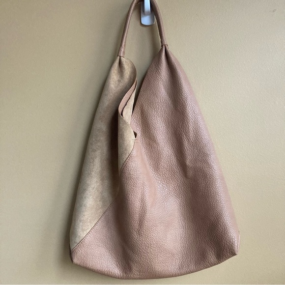 Shiraleah Shoulder Tote - Picture 2 of 8